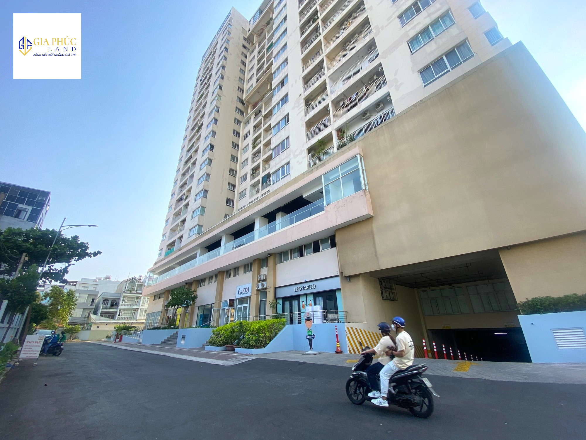 Bạn nên có sự so sánh chung cư và nhà riêng trước khi ra quyết định mua